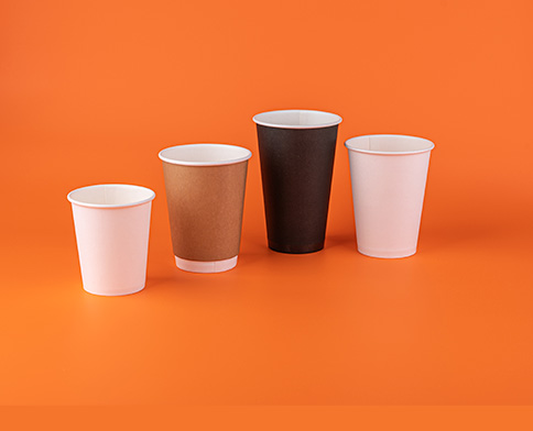Бумажные стаканы